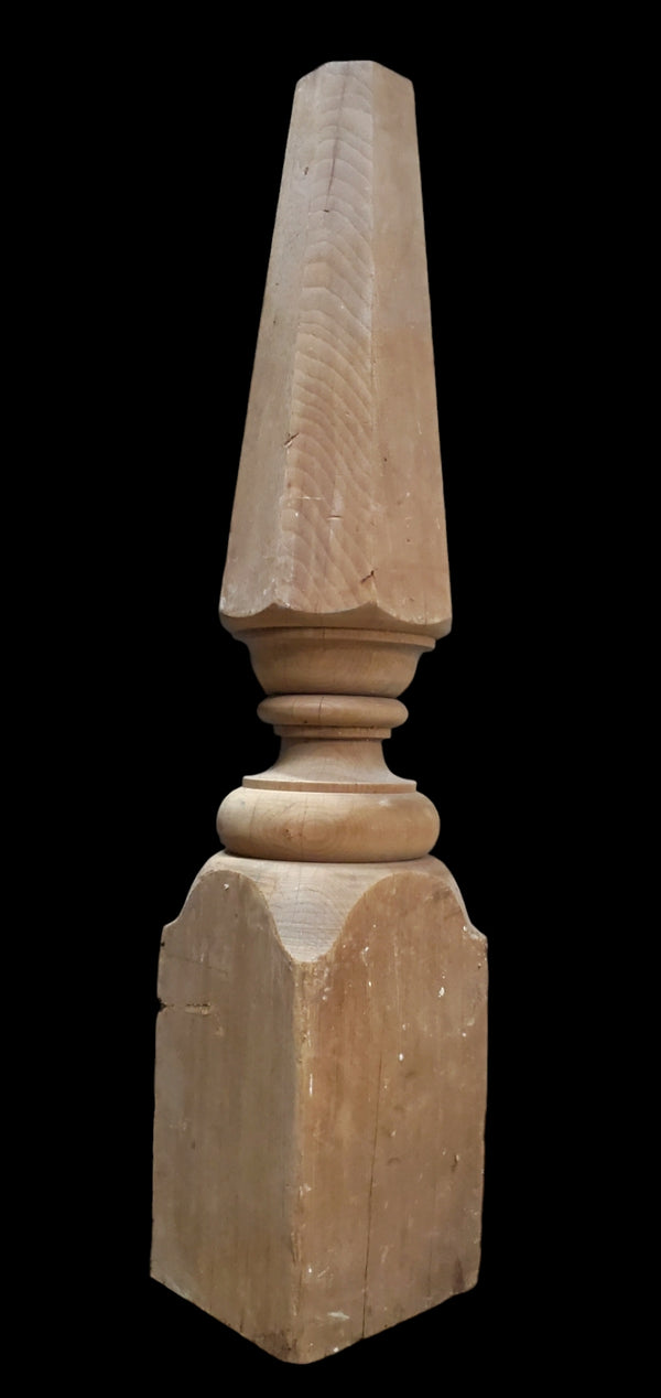Walnut Newel Post GAM0242
