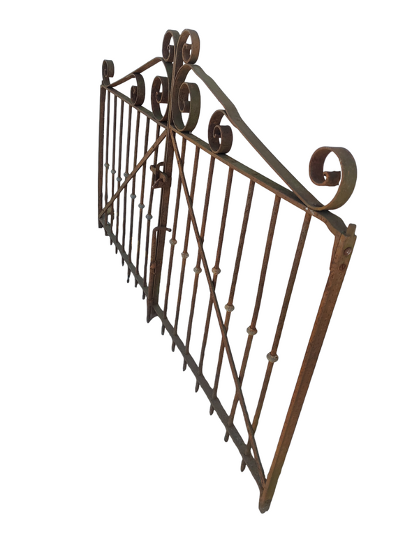 Double Gates *GAM0181