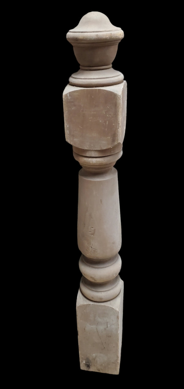Turned Newel Post GAM0270