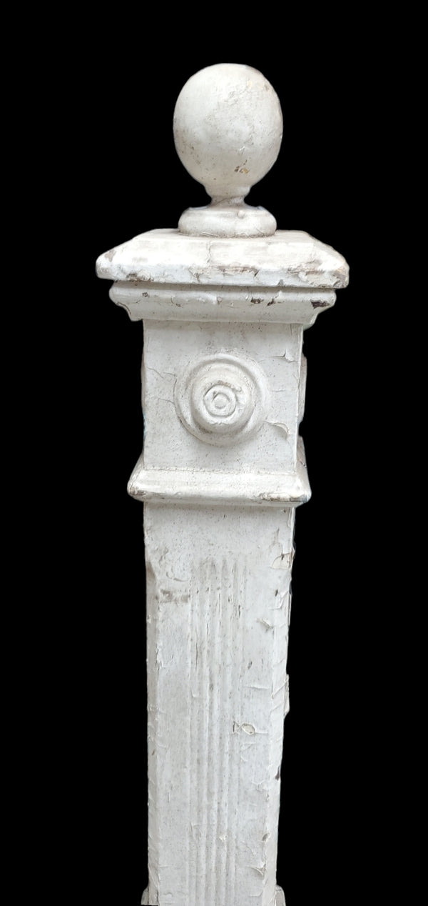 Raised Bullseye Newel Post GAM0274