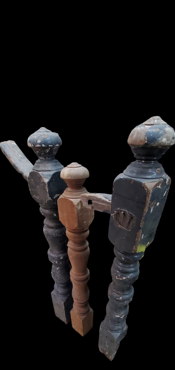 Set of 3 Newel Posts GAM0199