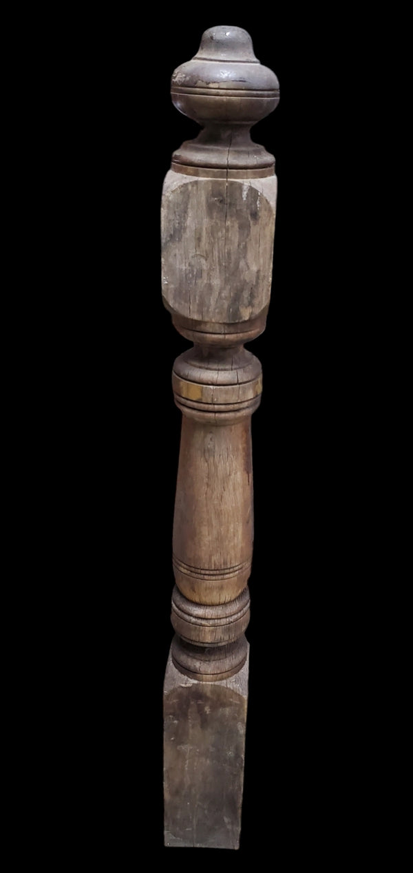 Turned Newel Post GAM0272