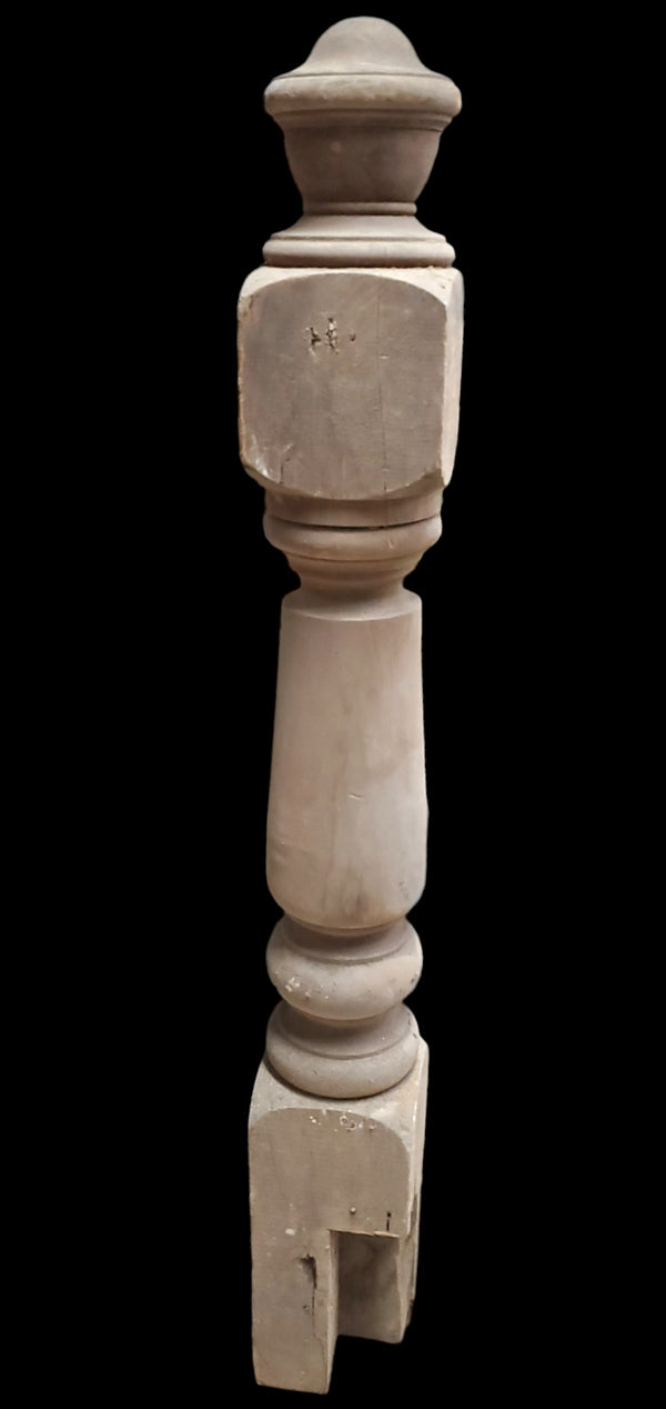 Turned Newel Post GAM0270