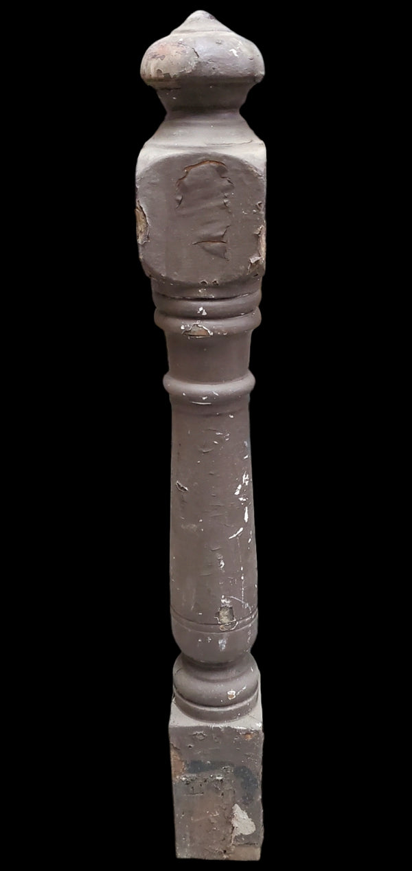 Turned Newel Post GAM0271