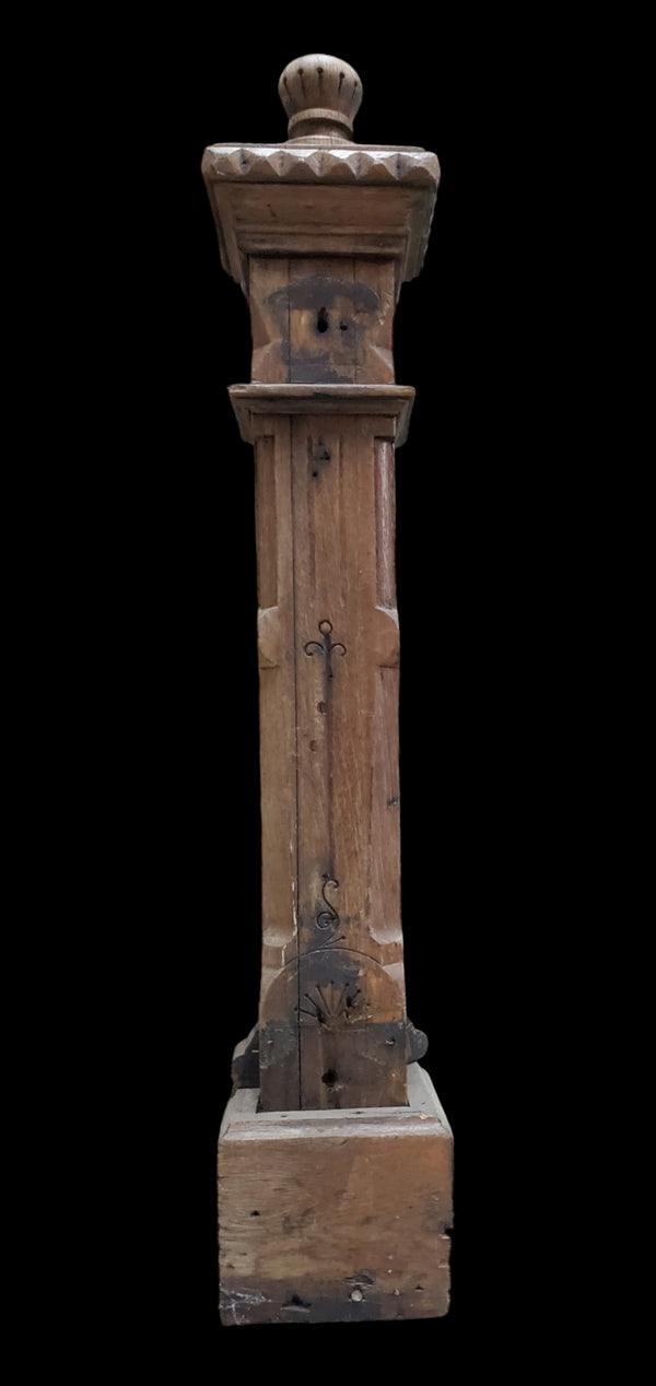 Gingerbread Newel Post GAM0262