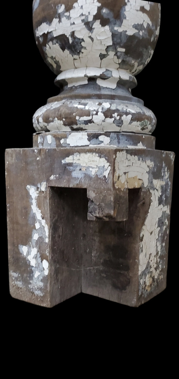 Walnut Octogon Newel Post Gam0237