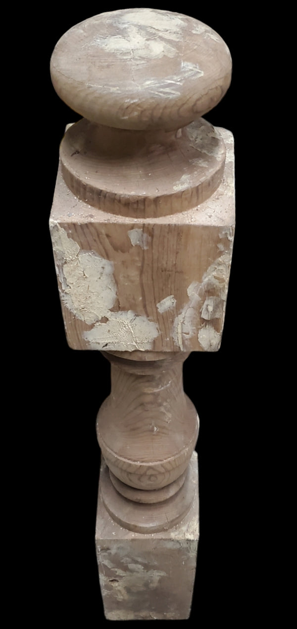 Turned Newel Post GAM0269