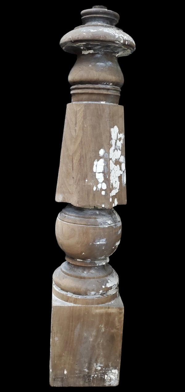 Walnut Octogon Newel Post Gam0237