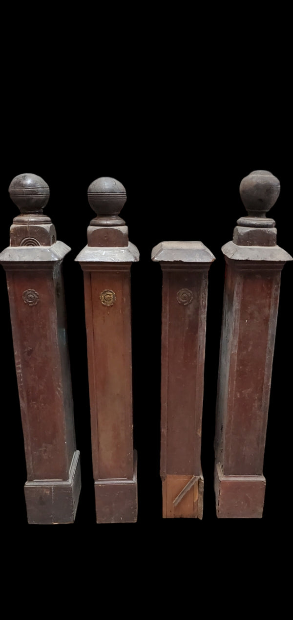 Set of 4 Newel Posts GAM0276