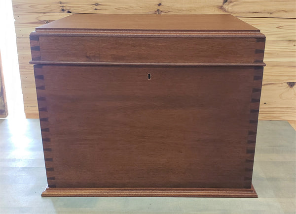 Custom Handcrafted Mahogany Wine Cellarette with Lock & Key #cellarette
