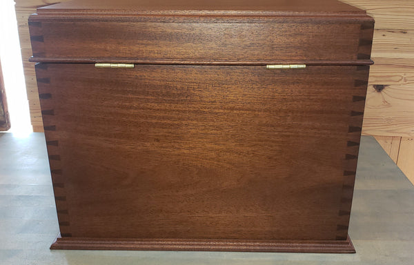 Custom Handcrafted Mahogany Wine Cellarette with Lock & Key #cellarette