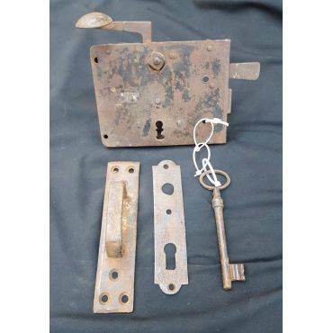 Primitive Iron Rim Lock Back Plate Key & Door Pull #GA4179