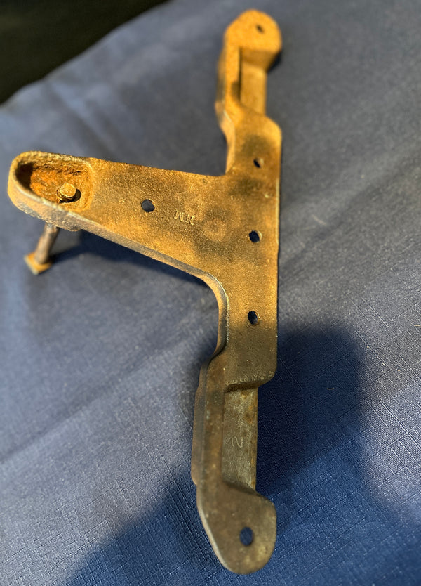 Vintage V-Shaped Sink Bracket GA20401