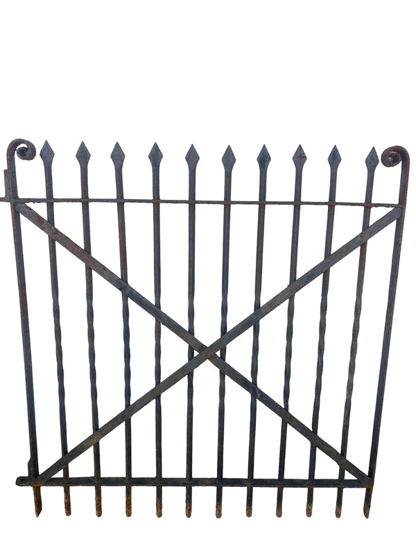 40 inches of antique wrought iron fencing GA21101