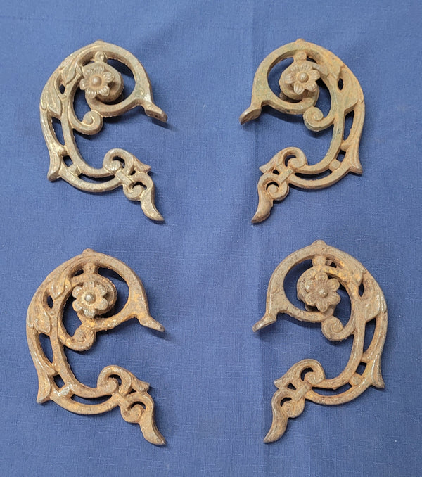 2 Pairs of Vintage Ornate Cast Iron Urn Handles 8 1/2" x 5" x 2" GA20119