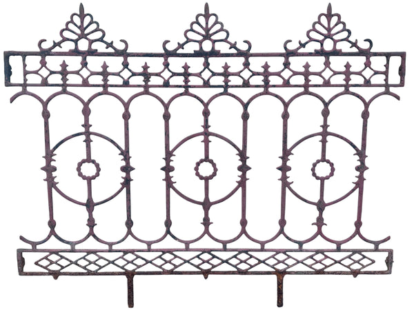 37 Ft of Antique Iron Fencing GA21039