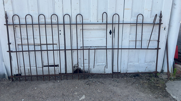 25 Feet of Wrought Iron Hairpin Fencing GA21252