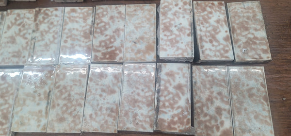 Lot of 109 Mottled Brown & Cream Fireplace Tiles GS010947