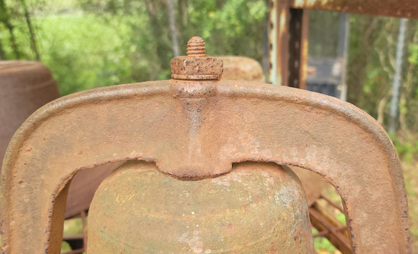 Vintage C.S. Bell Hillsboro OH #2 Cast Iron Bell w/ Top Yoke 16" x 10" GS00698