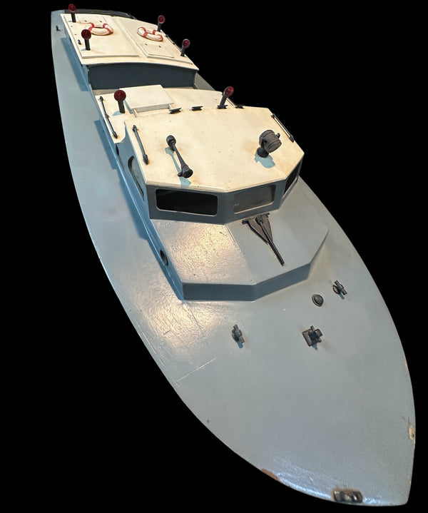 Vintage RC Model Boat - NOT TESTED GA20310