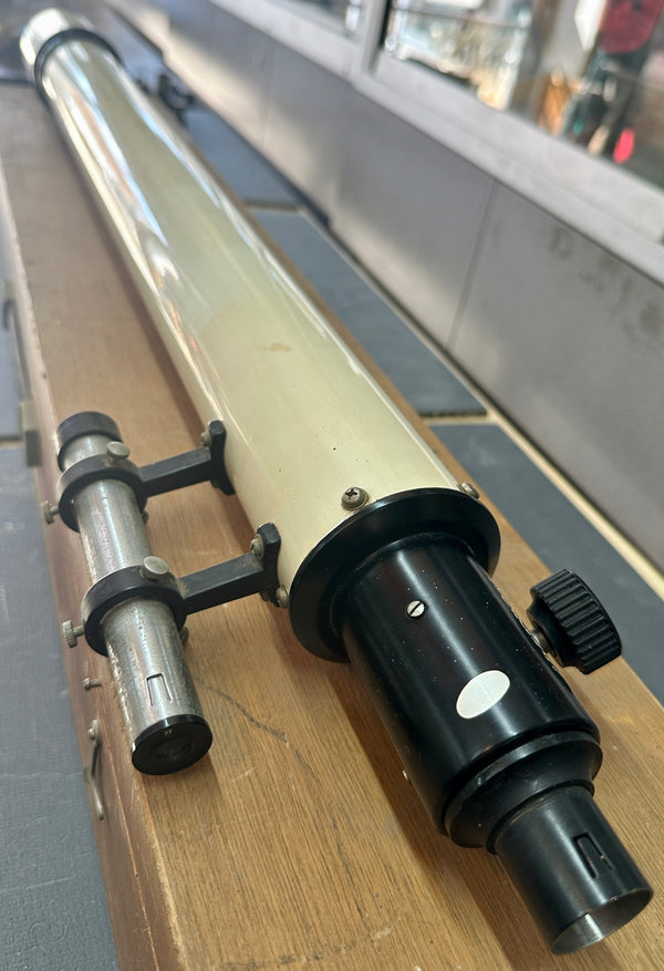 Vintage Unitron Model 114 60mm Altazimuth Refractor Telescope GA20699