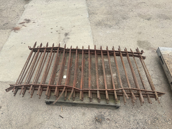 35 Ft of Antique Wrought Iron Spear Top Fencing GA20875