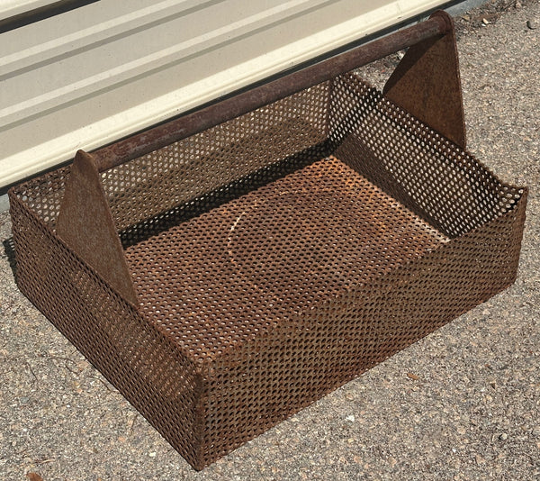 Industrial Wire Mesh Basket w/ Handle GA20903