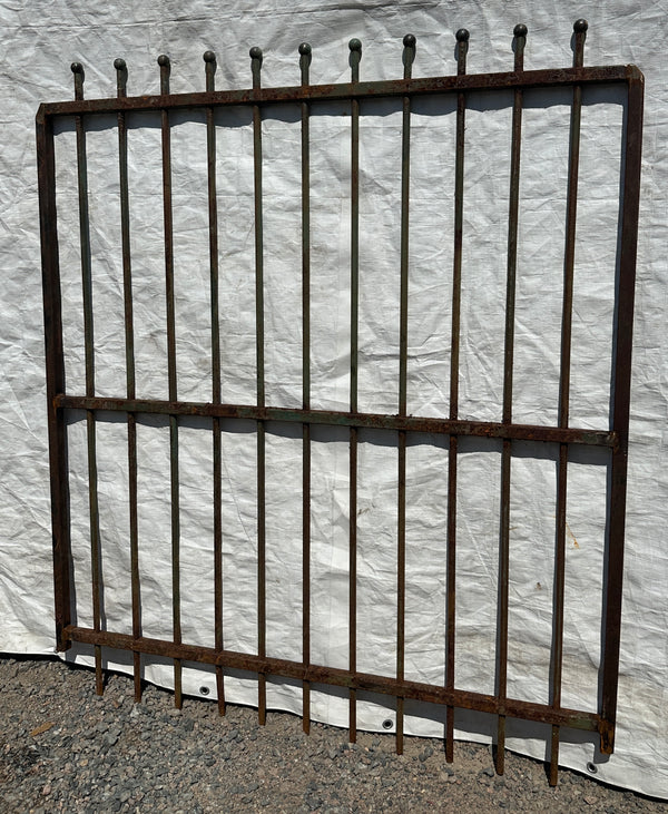 Gate Panel w/ Ball Top Finials GA20333