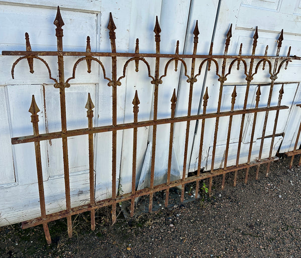32 Ft of Antique Iron Garden Gate Fencing w/ Spear Top Finials GA20498