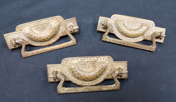 Architectural Salvage Tortoise Shell Design Drawer Pull Handles Set of 3