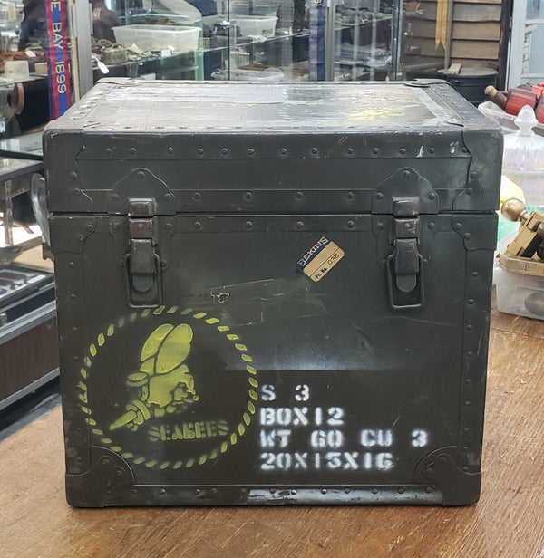 Rare 1963 Seabees Naval Equipment Sea Chest Identified GA9820