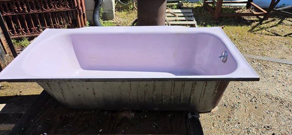 Lavender Bath Tub GA21077