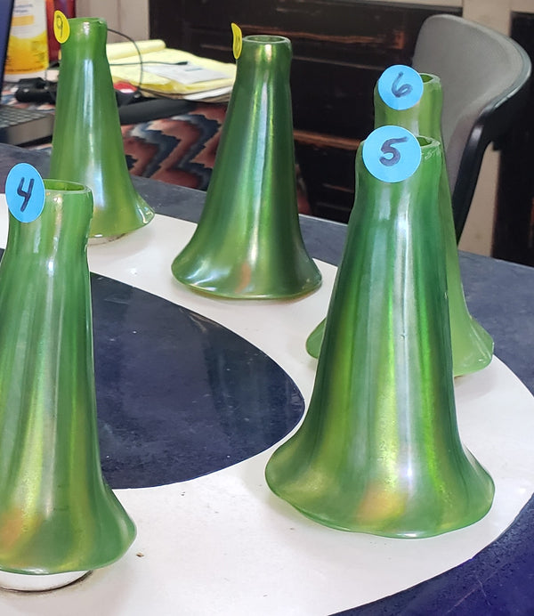 Set of 10 Lundberg Studios Art Glass 700G 5" Tall Green Lily Lamp Shades GA9561