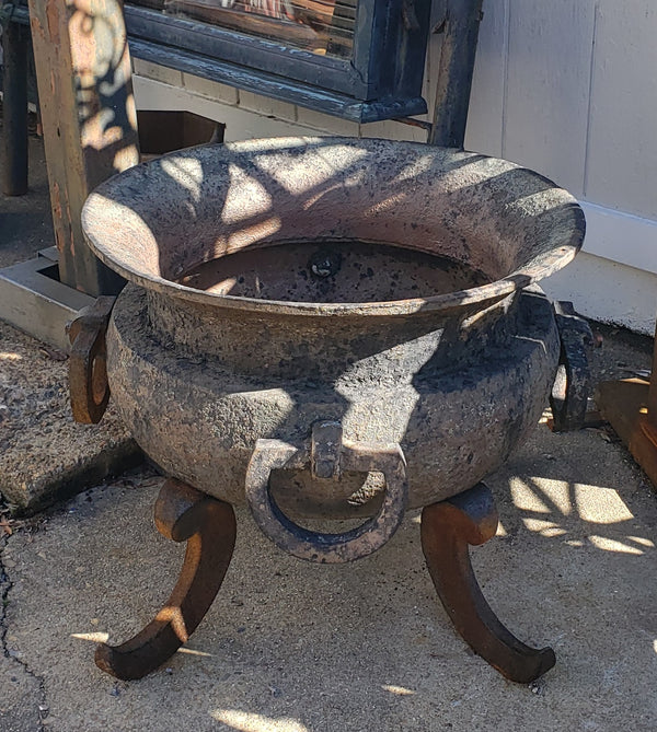 Restored Cast Iron Cauldron Fire Pit Pot  26" x 26" GA9771