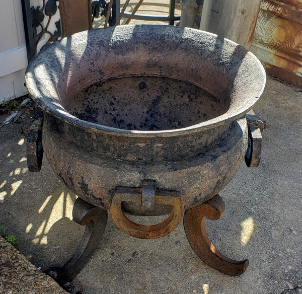 Restored Cast Iron Cauldron Fire Pit Pot  26" x 26" GA9771