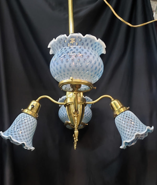 Ornate Fenton Blue & White Ruffled Coin Dot 4 Light Chandelier 24" x 37" GA516