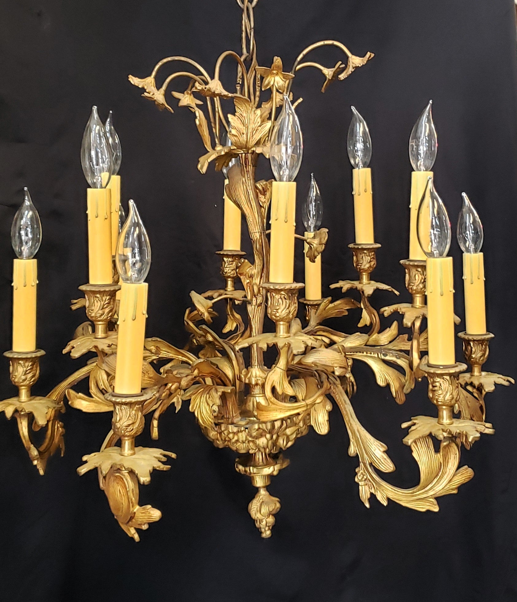 Early 1800's 12 Light Cast Brass Ornate Chandelier 26