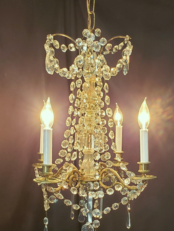 Stunning 4 Light Ornate Faceted Crystal Chandelier 29" x 17"  GS00204