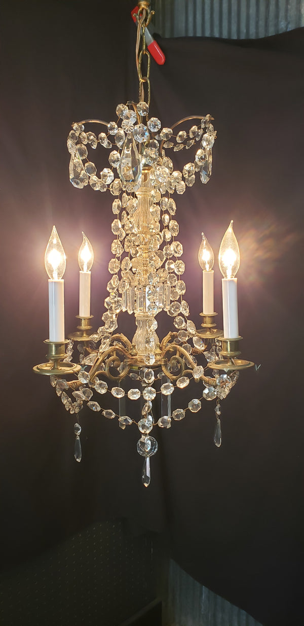 Stunning 4 Light Ornate Faceted Crystal Chandelier 29" x 17"  GS00204