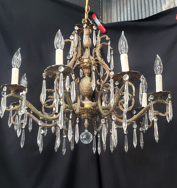 Ornate 8 Light Brass & Crystal Prism Chandelier 27" Tall x 24" Round GS00208