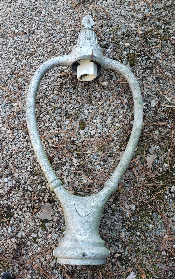 Vintage GE Cast Aluminum Halo Pole Top Light Fixture Frame 45" x 20" GS00364
