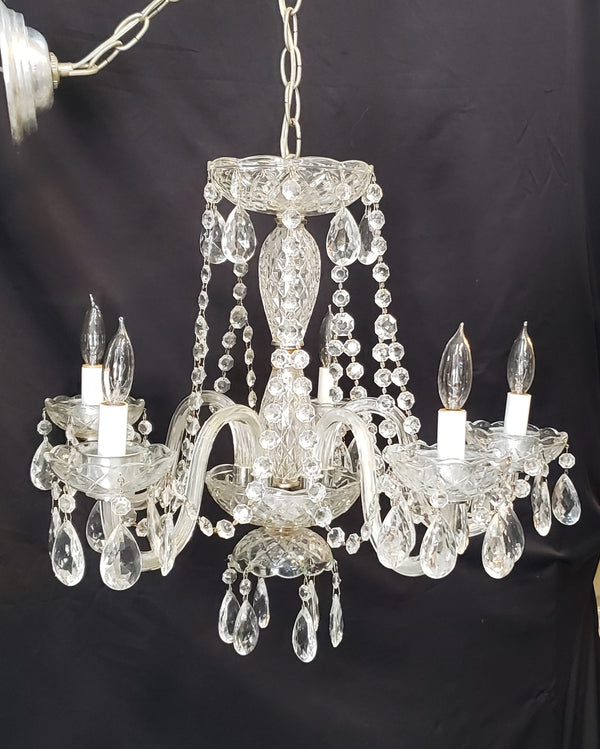 5 Light Crystal Chandelier w/ Etched Glass Shades & Canopy Top 21" x 19" GS00416