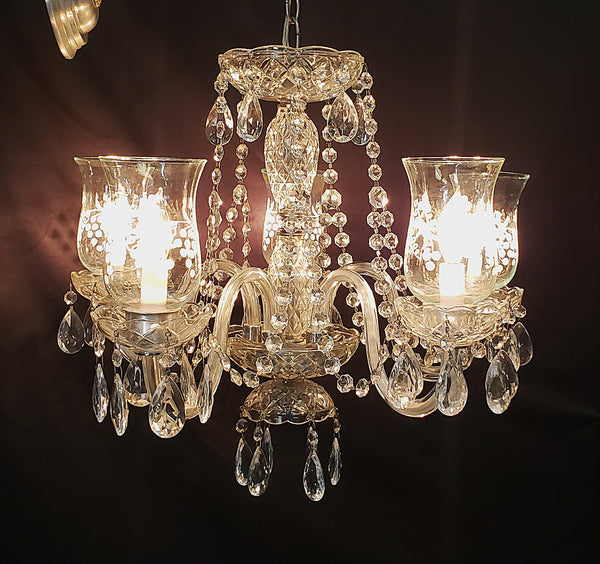 5 Light Crystal Chandelier w/ Etched Glass Shades & Canopy Top 21" x 19" GS00416