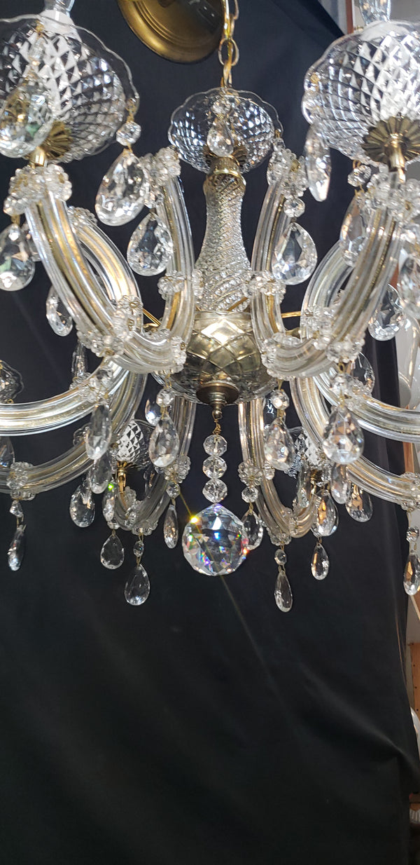 8 Light Chandelier with Canopy Top Brass Trim & Crystal Flower Prisms GS00426