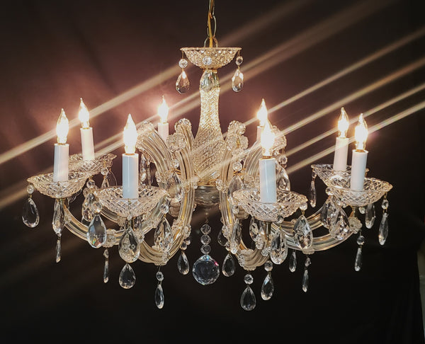 8 Light Chandelier with Canopy Top Brass Trim & Crystal Flower Prisms GS00426