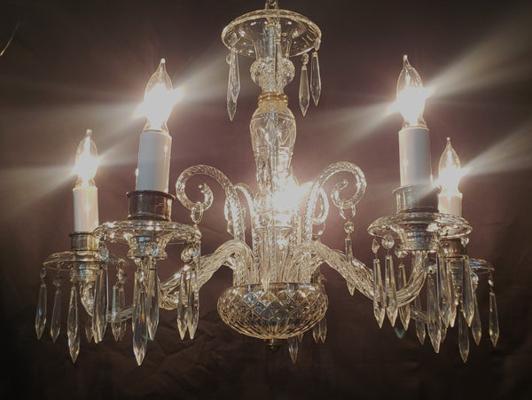 5 Light Chandelier w/ Canopy Top & Curled Glass Accents  24" x 19" GS00435