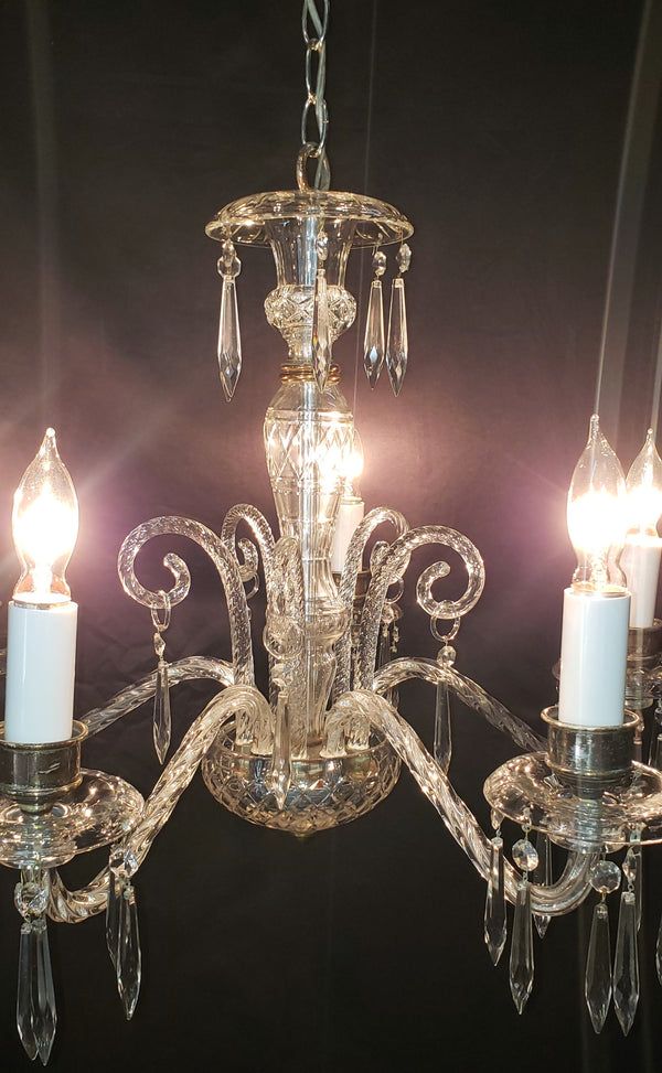 5 Light Chandelier w/ Canopy Top & Curled Glass Accents  24" x 19" GS00435