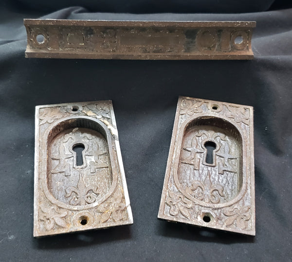 Ornate Pocket Door Lock with 2 Key Hole Plates  4 3/4" x 3 1/2" GS00440