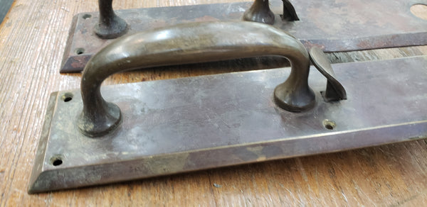 Pair of Large Brass Door Backplates with Thumb Latch & Curved Handles G00448