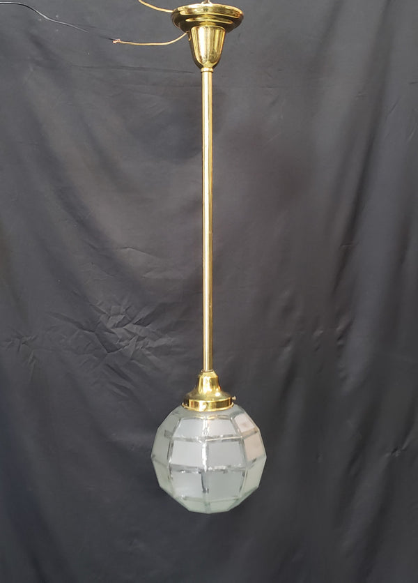 Flush Mount Pendant Fixture w/Opaque to Clear Square Pattern Globe GS00458